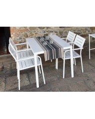 Poltroncina da giardino in acciaio, impilabile, color bianco (su richiesta), made in Italy