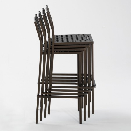 Sgabello in metallo Made in Italy, altezza seduta 75 cm, impilati